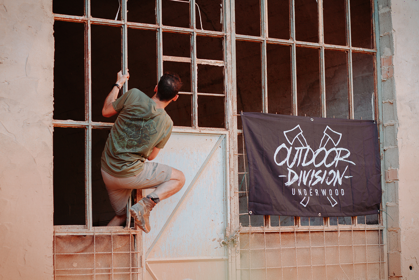 Outdoor-division-2-web