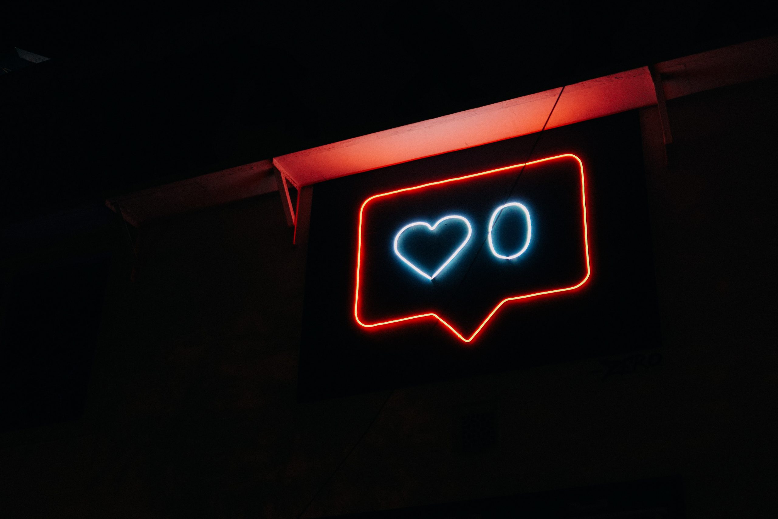 prateek-katyal-xv7-GlvBLFw-unsplash prateek-katyal-xv7-GlvBLFw-unsplash