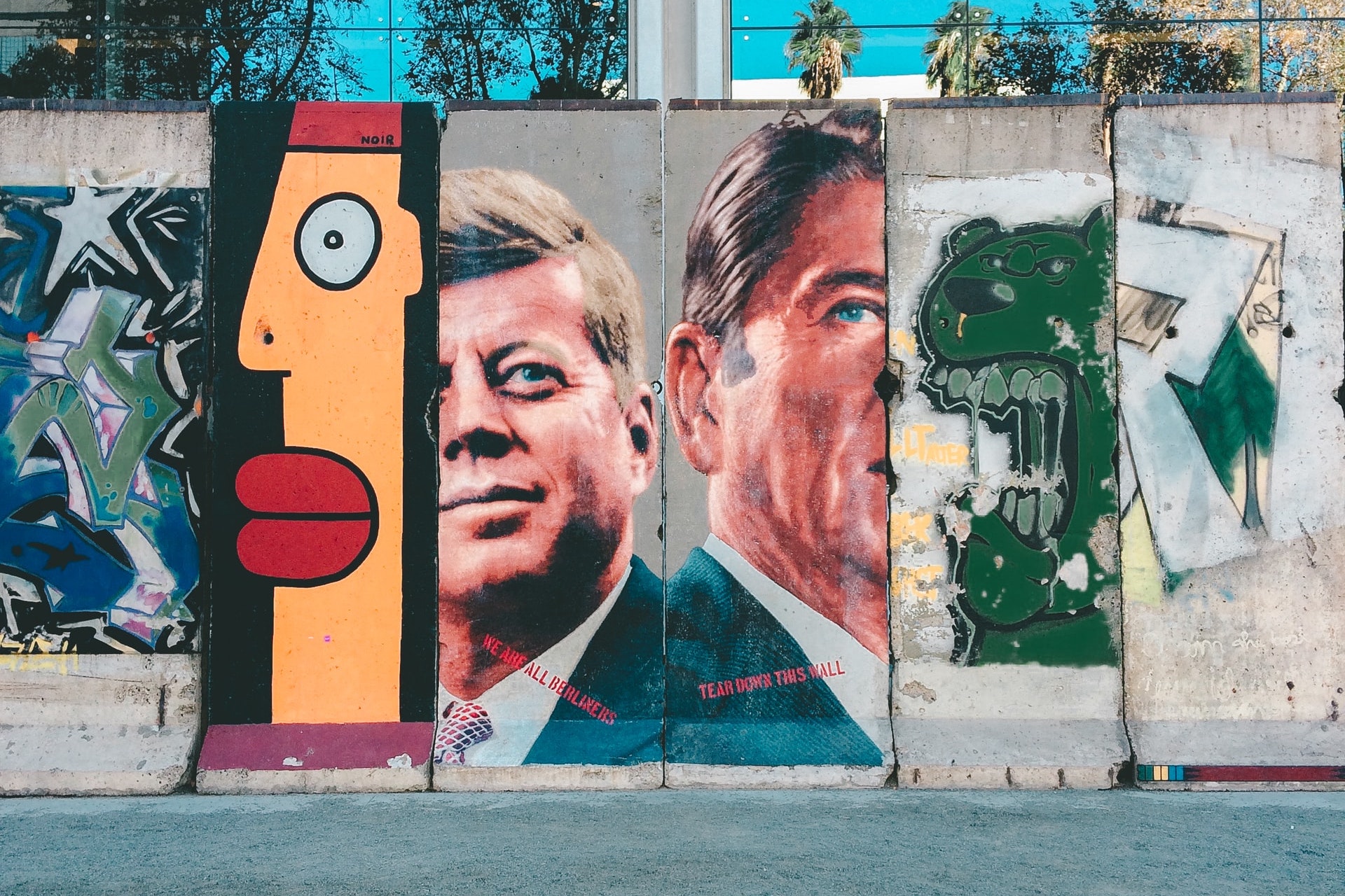 politics-wall politics-wall